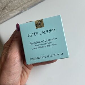 Estee Lauder Revitalizing Supreme+ Youth Power Creme
